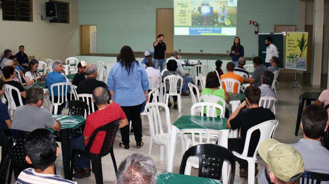 Copercana reúne produtores rurais em Santa Cruz da Conceição 